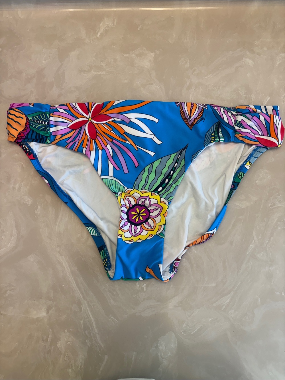 Trina Turk Blue Floral-Print Bikini Bottoms
Size 10